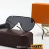 NIEUWE GEBRUIKTE EDITIE Design zonnebril voor mannen Women Luxury 2304 Metal Vintage Designer Sun Glasses Fashion Style Square Frameless U281L