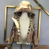 designer huva jacka högkvalitativa babykläder storlek 100-160 cm khaki check design barn outwear coat mode barn kappa juni12