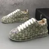 Mode trouwschoenen Italiaanse ontwerper ademende kledingfeest klinknagel sporten casual sneakers rond teen dikke bodem zakelijke vrijetijds vrije loop loafers d21 550