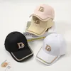 Ball Caps 2023 Fashion Letters DD Rhinestone Baseball Cap Spring en Autumn Koreaanse versie van de Sunshade Hoed voor dames buiten