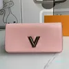 Womens Designer Wallet Twist Coin Purses For Woman Metal Letter Switch Card Holders Long Slim Small Clutch Påsar