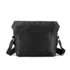Herrväska kvinnors handväska lyxdesigners Mens axelväskor Purses Classic Fashion Men Messenger Bags Leather Cross Body Bag School Bookbag