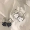 Hoop Ohrringe koreanische weiße schwarze Emaille Herz für Frauen Brief Liebe Ohrring Girl Süßes Charme Ohrschnalle Mode Bijoux Liebhaber Geschenk