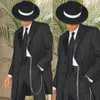 2020 Black Stripe Wedding Suits Nieuwe Fashion Heren Peaked Rapel Long Groom Tuxedos Prom Party 2 Pieces266Q