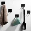 Prateleiras de banheiro barbeador de barbeador Automizador Automadecido para toalhas de toalha de toalha Acessórios de prateleira de armazenamento de cozinha de rack de toalha 230817