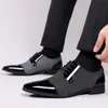 Klänningsskor Trending Classic Men Dress Shoes For Men Oxfords Patent Läderskor LACE UP FORMAL Black Leather Wedding Party Shoes 230816