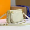 Fabriksförsäljning högkvalitativ designer väska kvinnor handväska axelväskor kvinna handväska mode emsed mönster blommor bokstäver