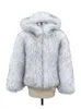 2023 Dicke warme Winterjacke Frauen Mode Faux Waschbär Silber Fox Fellmantel Kapuze flauschiger Kunstpelzjacke Frauen Outwear Outwear