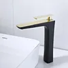 Rubinetti del lavandino da bagno leggero ruscello del bacino rame di lusso in oro nero lavaggio a lavaggio singolo creativo ed estensione fredda