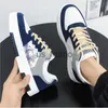 Dress Shoes Men Casual Platform Sneakes Nieuwe mode platte veter sneakers mesh ademende sluipen heren gevulkaniseerde schoenen zapatillas hombre J230818