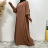 Etniska kläder Dubai Löst muslimsk klänning lyxig Abaya för kvinnor Enkel spetsdragare arabiska turkiska kofta långa temperamentklänningar
