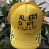 Ball Caps Summer Designer Caps Gp Graffiti Hat Hat Casual Litting Galery Zakrzywiony dział Brim Brim Cap Męskie litery Women Hats Z230818