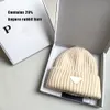 y2k beanie hatt designer kanin hår populärt stickat i Europa Amerika ull vinter kall och varm presentförpackning par hatt