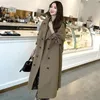 Trench Coats de Femmes 2023 Spring Autumn Automne Corée Coat Longueur Fashion Windbreaker Femmes Plus taille