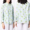 Kvinnor BLOUSES 2023 Summer Kvinnor Texture Sense Pearl Satin Liten Fresh Blue Bottom Green Jacquard Silk Långärmad skjorta