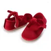 Первые детские туфли для пешеходов для рожденного крещения белый бахновой