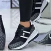 Sukienka butów kobiet kliny trampki koronkowe oddychane buty sportowe swobodne platforma żeńskie obuwie panie wulkanizowane buty zapatillas t230818