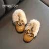 Sneakers Girls Brand Design Furry Loafers Kids Warm Plush Shoes Child Luxury Real Rabbit Fur Mules with Metal Chain and Elastic Band J230818