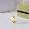 Högkvalitativ klassisk designerringar 4/fyra bladklöver ring Fashion Women's Rings Mother of Pearl Rings Storlek 5-9