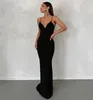 Robes de fête sexy longues noires plissées sirène sirène spaghetti en V V robe de bal sans dossier de bal sans concours de train pour femmes