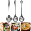 Set di stoviglie in cucina a foot a foot portatili che servono gli utensili ergonomici usa ogni giorno