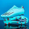 Chaussures habillées Chaussures de football adultes non glipt longs Boots de football de pointes jeunes enfants hauts tampons l'herbe chaussette bouche baskets 230817