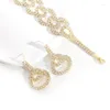 Boucles d'oreilles de collier Ensemble 2023 Vente de bijoux collier pendentif ornements cristalrisants fête des femmes accessoires de mariage