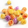 Fiori decorativi ghirlande 20pcs artificiale 4 cm bocciolo fiorito bocciolo fai -da -te corsage accessori per polso per le pareti decorazione delle pareti set rosa hkd230818