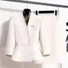 Robe deux pièces UNXX Elegant Ladies Jirt Costumes Slim Blazer Blazer High Package Hip Femmes 2 pièces Set White Costume