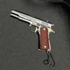 Nyhetsartiklar ToyTime Alloy Mini Gun KeyChain Collection Pistol Keychain Toy PUBG Gun Model Toy Gift Mini Pistol R230818