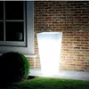 Dekorativa blommor 16 färger som byter Pe Material Plast LED Blommor Krukor Golvdekoration Is Buckets Square Glow Planter Vase 5V 12V