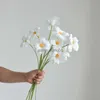 Dekorativa blommor kransar riktiga beröring öppna tulpaner lyxiga vita pu falska flores artificiales för hemfest bröllop dekoration flores artificielle hkd230818