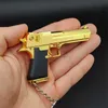 Artículos novedosos Modelo de alta calidad Águila del desierto Llavero Pistola de juguete Aleación en miniatura Pistola Colección Juguete Regalo Colgante R230818