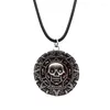 Pendant Necklaces Skull Circular Double-Sided Pattern Rune Necklace Men And Women European American Dark Style Jewelry VGN235