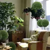 Dekorativa blommor kransar simulering grön lämnar gräsbollen konstgjord blomma växt topiary träd boxwood hem utomhus bröllop fest dekoration hkd230818