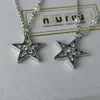 Дизайнер брендов Miumiu модный браслет ожерелье New Women's Star Set Diamond Pearl Sweet Temperament Ins Pentagon Star в форме клавишных аксессуаров