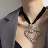 Chains Crystal Love Heart Black Velvet Collier Collier vintage Grande strass Choker