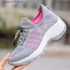 Klänningskor sneakers plattformskor för kvinnor casual mesh tenis lady sock kil fast färg andas andas kvinnliga kvinnliga 2023 chaussure femme t230818