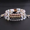 Strand Jaravvi Design Luxury CZ Pave Ball Ab Color Flash Glass Moonstone Rostfritt stål Metallpärlor Macrame Armband Kvinnor