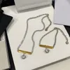 Set di gioielli designer Collana braccialetti per donne Copia stile di lusso in argento 18k oro oro retrò am