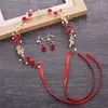 Ketting oorbellen set hoofdtekel hoofdstuk kroon bruiloft sieraden bruidsmeisje hoofdband met lint bruid haarband oorrang rood kristal parel