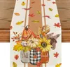 Bordslöpare Autumn Thanksgiving Table Runner Linen Buffalo Plaid Pumpkins Mushrooms Dining Table Decoration Inomhus utomhusduk 230818