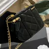 23p Womens Mini Makeup Bag Leather Diamond Hardware Metal C Buckle Matelasse Emamel Chain Luxury Tote CrossShoulder Purse Coin Purse With Mirror Sacoche 11x9x8cm