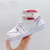 Designer schoenen voor kinderen J1 High-Top Children's Sneakers Lace-Free Joe 1 First-Layer Cowhide Comfortabele studentensportschoenen