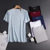 Men's T-skjortor Summer Shirt Ice Silk Seamless Short Sleeve V-Neck T-shirt Tee Men mode Solid Loose Thin Tops Bottoming