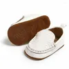 Sportschuhe Baby First Walkers Kid Boy Girl Casual Loafer Flat Shoe Walk Trainer Boots Erbsen PU Solid Anti Slip