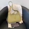 Designer -Tasche Tasche Tasche 2023 Nische Frauenbeutel beliebte Mode Neue schöne Cross -Lod -Tasche Mode Elegante Luxus -Umhängetasche Unterwäsche Tasche Caitlin_fashion_bags