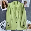 Trajes de mujer blazers moda de primavera