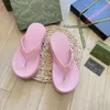 Summer 2023 New Type Herringbone Slippers with Feet Clipping G Family Beach Men and Women's Same Style Couple flip flops Women's Slippers Holiday Couple Sandals