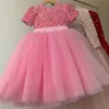 女の子のドレス3-8年の女の子プリンセスドレススパンコールレースチュールウェディングパーティーチュチュフッフィーガウン